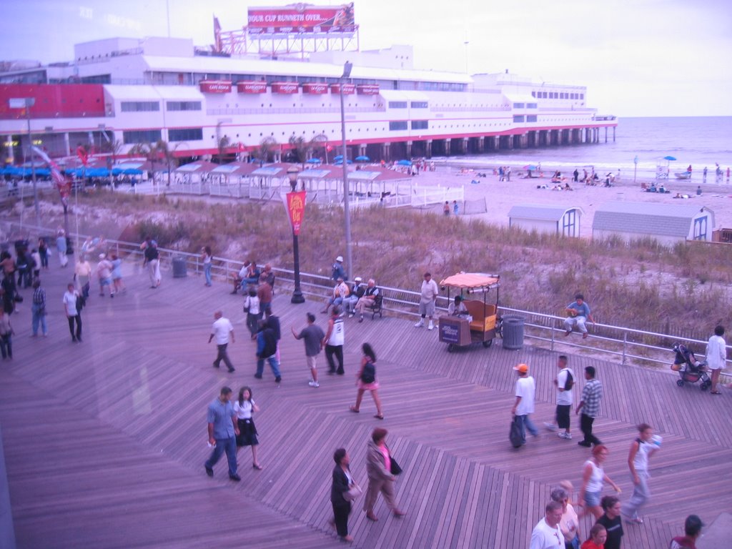 Atlantic City View fro Ceasars (Umm, Color Off), Атлантик-Сити