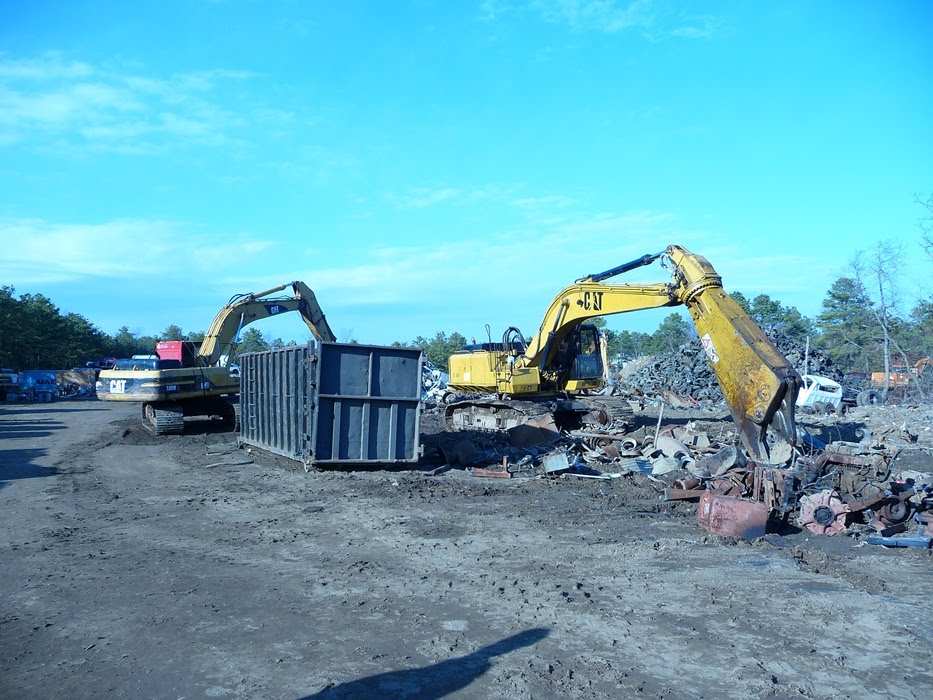 URSI Scrap Yard - processing Scrap Metals, Бичвуд