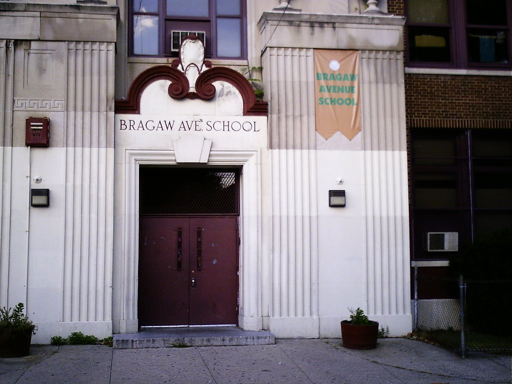 Bragaw Avenue School, Ирвингтон