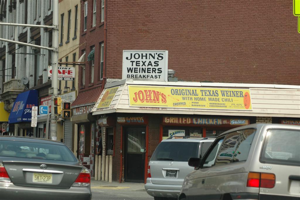 Johns Weiners, Ист-Ньюарк