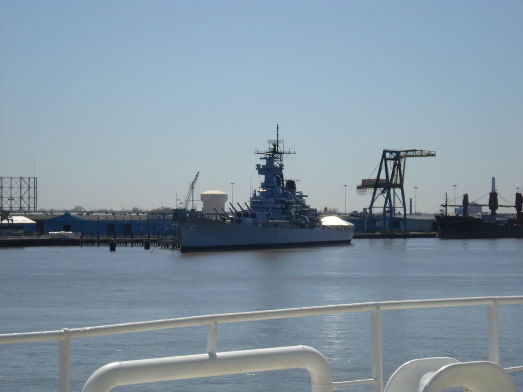 Ship - USS NEW JERSEY BB 62, Камден