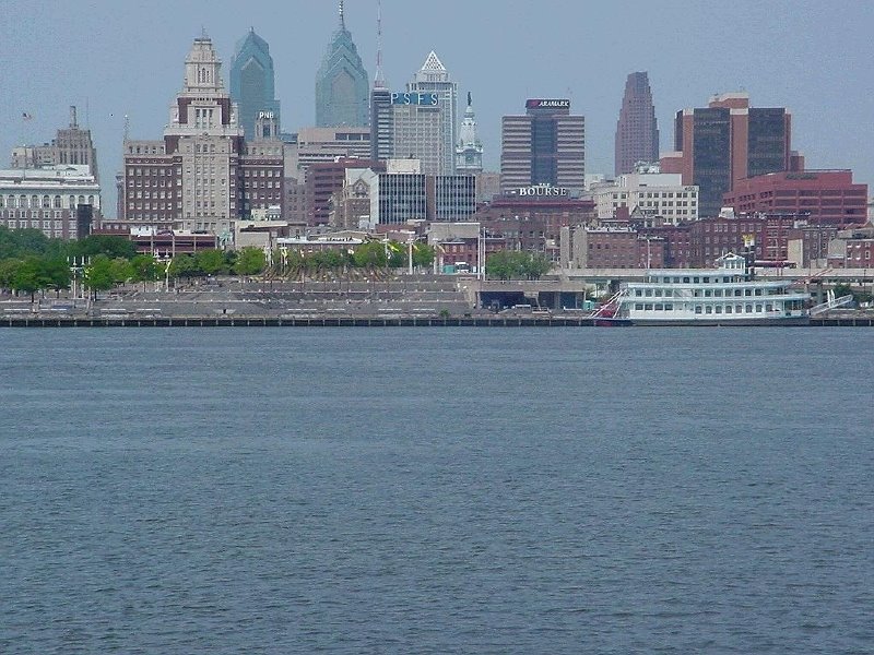 Philadelphia Waterfront (from Camden), Камден