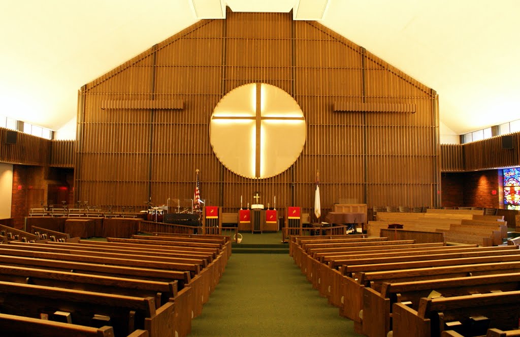 Kearney, NE: First United Methodist sanctuary, Кирни