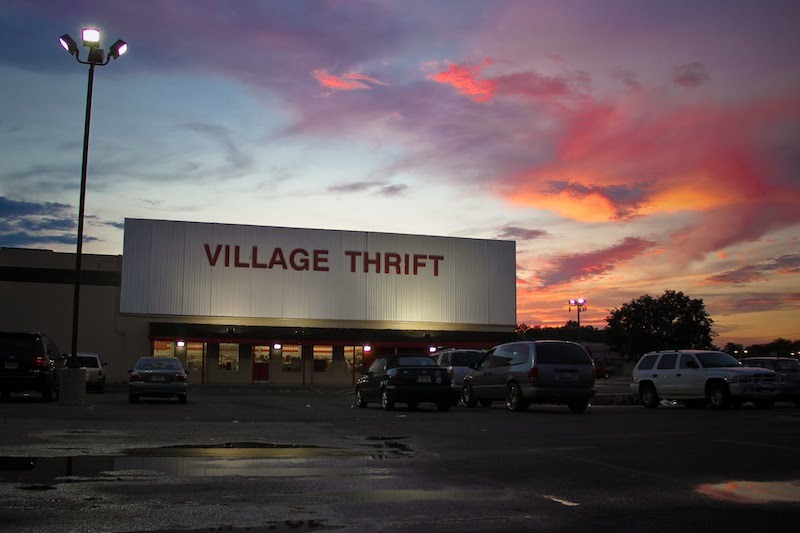 Village Thrift, Коллингсвуд