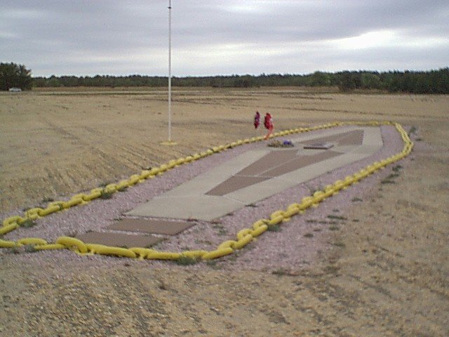 Hindenburg memorial site, Лейкхарст