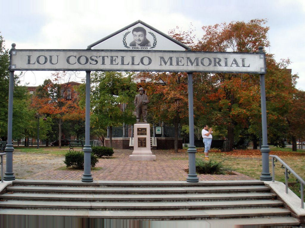 Lou Costello Memorial, Патерсон