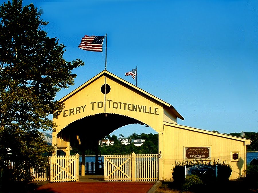Historic Tottenville Ferry Terminal - Arthur Kill - Perth Amboy, NJ - 10.18.2007, Перт-Амбой