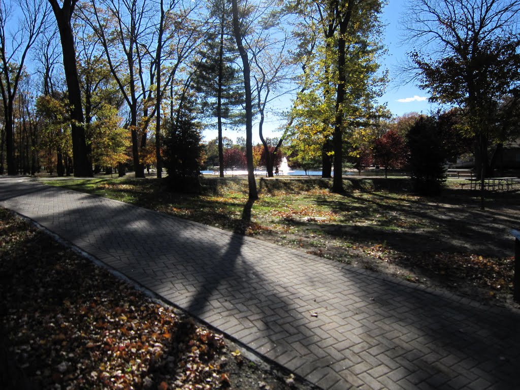 Path at Saddle River Park, Ridgewood, NJ, Риджвуд