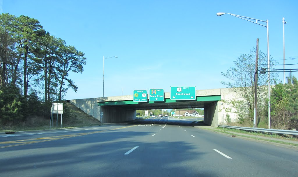 Parkway Overpass, Саут-Томс-Ривер