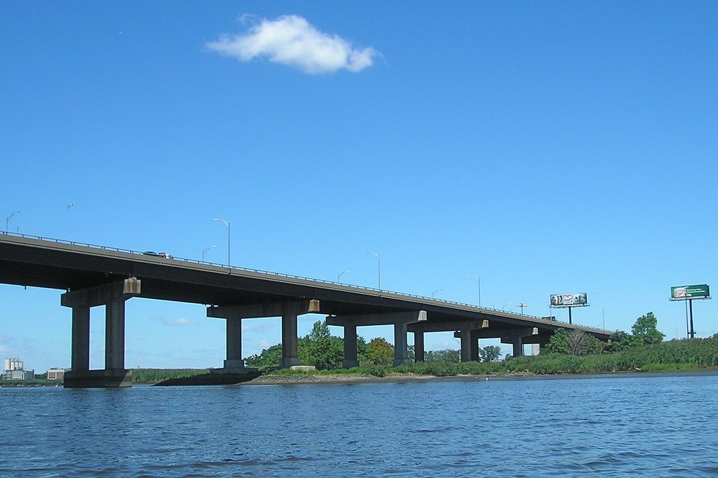 Interstate 80 Bridge over the Hackensack River, New Jersey, Тинек