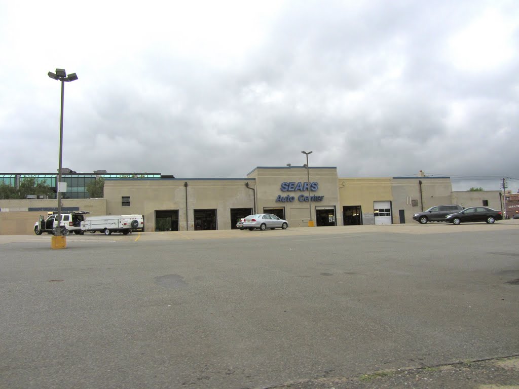 Sears Auto Center, Тинек
