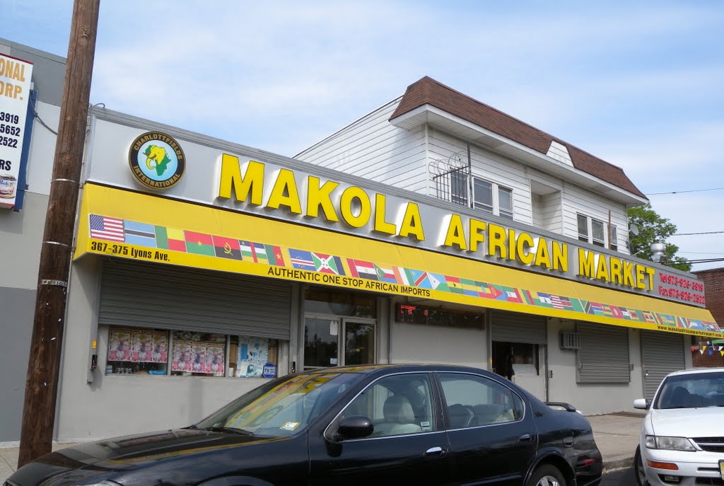 Makola African Market, Хиллсайд