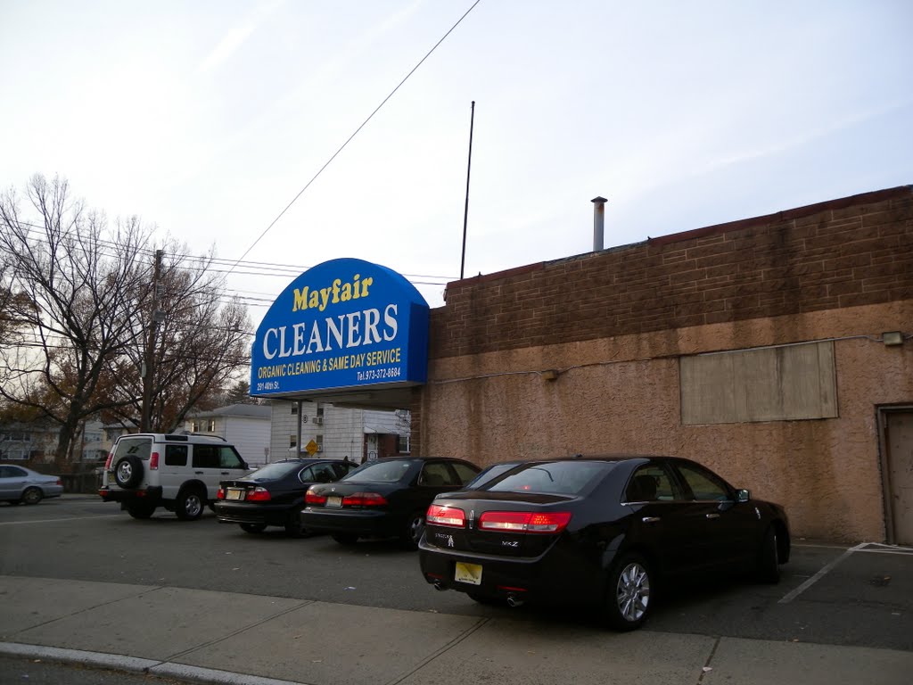 Mayfair Cleaners & Launderers, Юнион