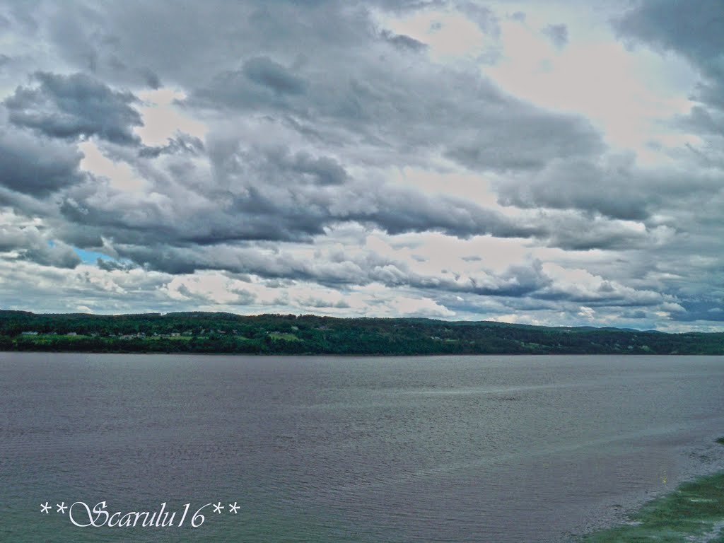 Beauty from the Imponent Hudson River,(From I-84) New York,USA, Бикон