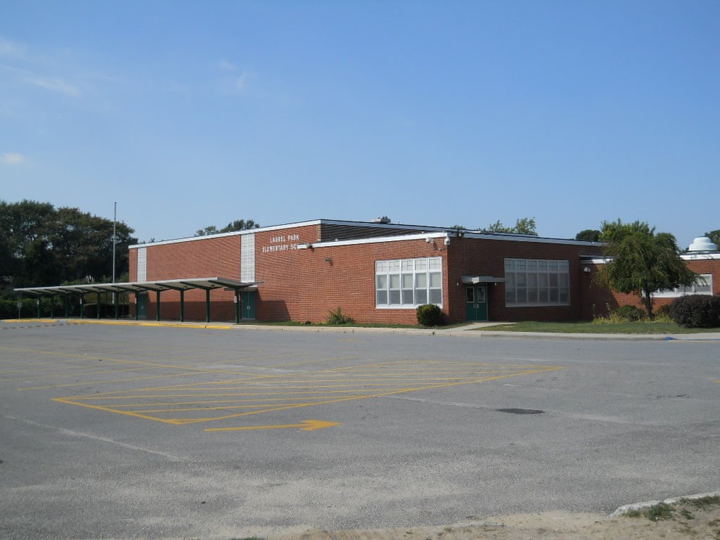 Laurel Park Elementary School, Брентвуд