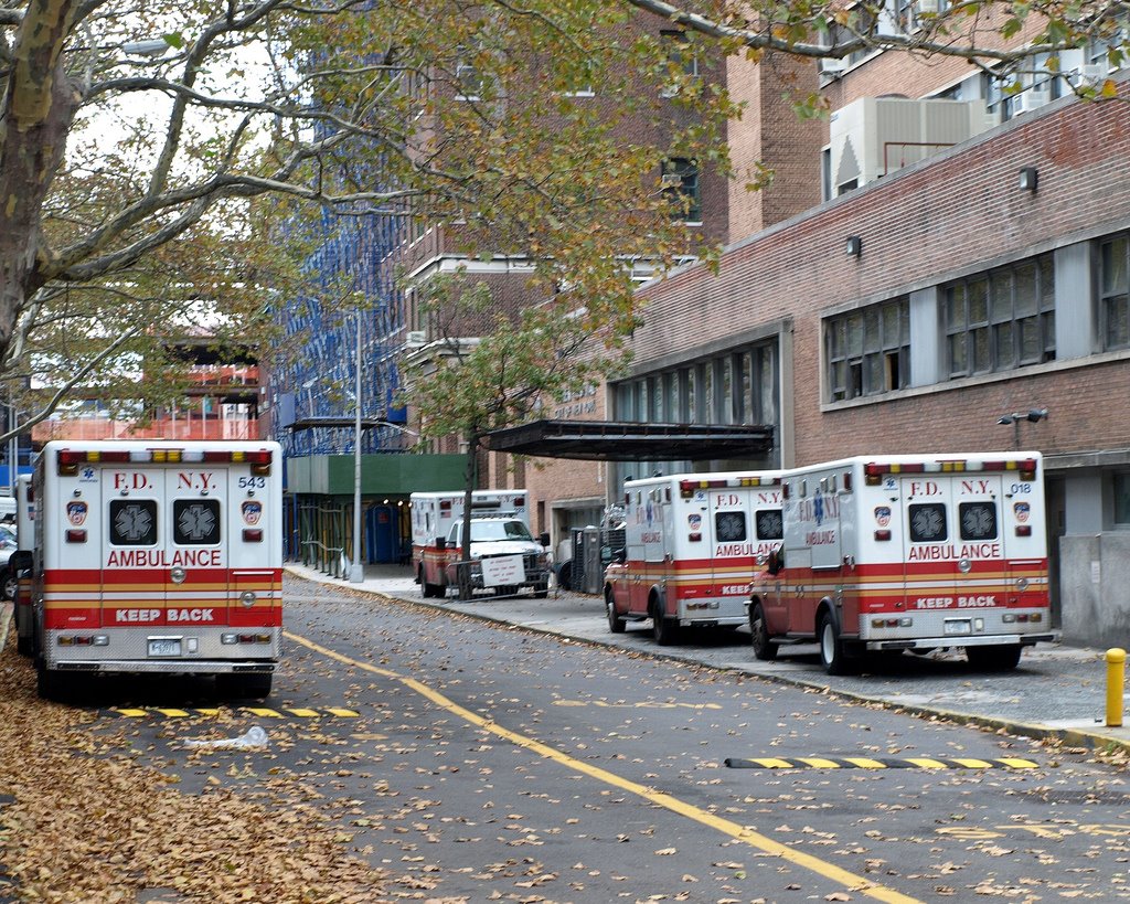 FDNY EMS Battalion 16 Station House, Harlem Hospital Center, New York City, Бронкс