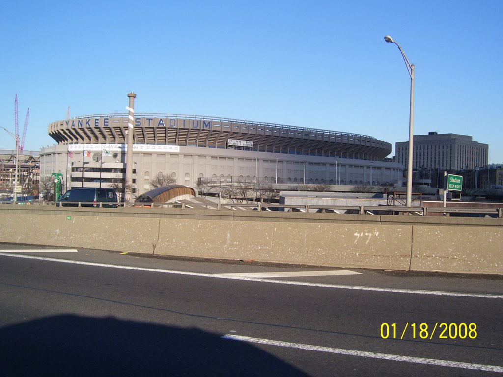 new Stadium @ left of Yankee Stadium,Bronx NYC, Бронкс