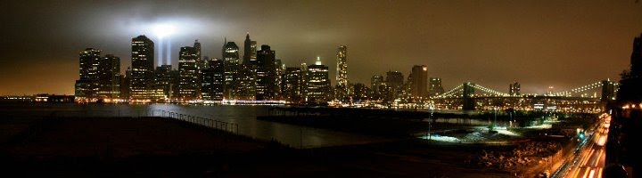 9/11 10 year anniversary Twin Tower memorial lights., Бруклин
