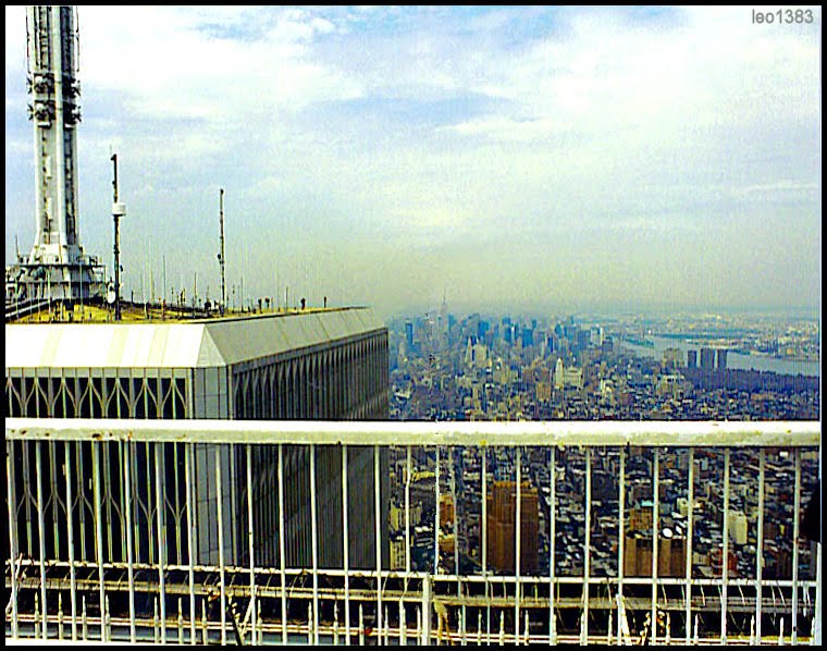 To remember ... the terrace at the top of the Twin Towers, NY 1996..© by leo1383, Вест-Айслип