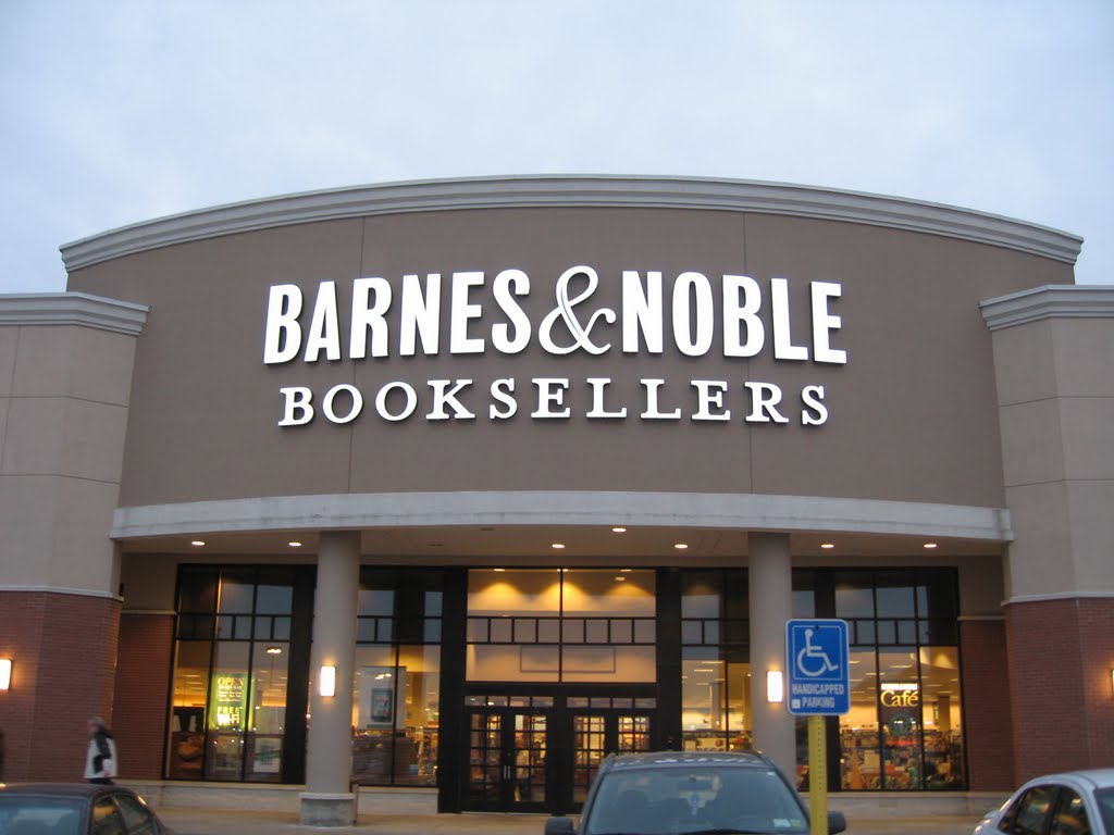 Barnes & Noble, Вестал
