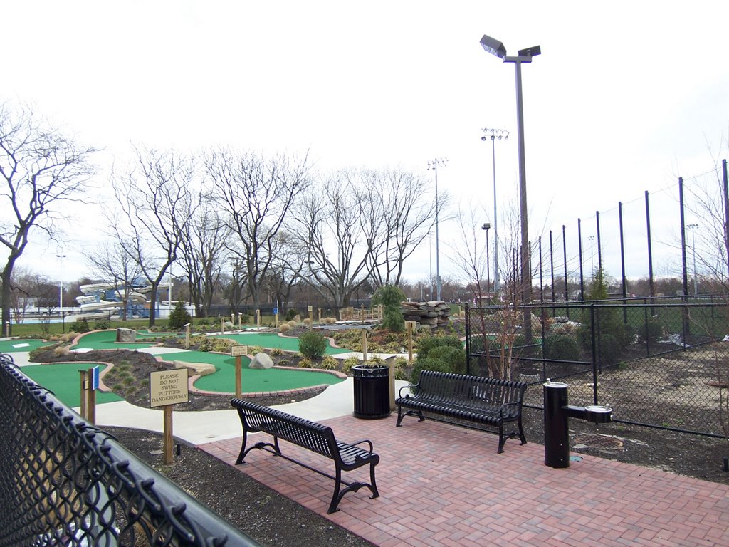 GC Community Park - Mini Golf Facility, Гарден-Сити