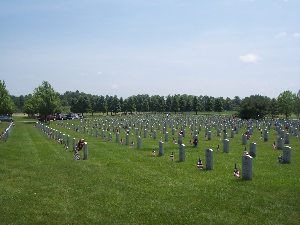 Saratoga National Cemetery on Memorial Day 2011, Гейтс