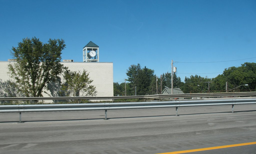 Clock tower off Oriskany, Йорквилл