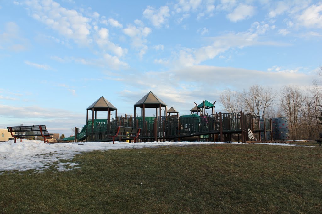 Latham Ridge Playground, Jan 2nd, 2011, Латам