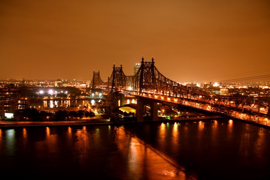 Queensboro Bridge, Лонг-Айленд-Сити