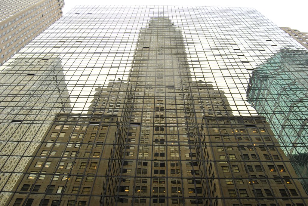 Reflection of the Chrysler Building - New York (NYC) - USA, Лонг-Айленд-Сити