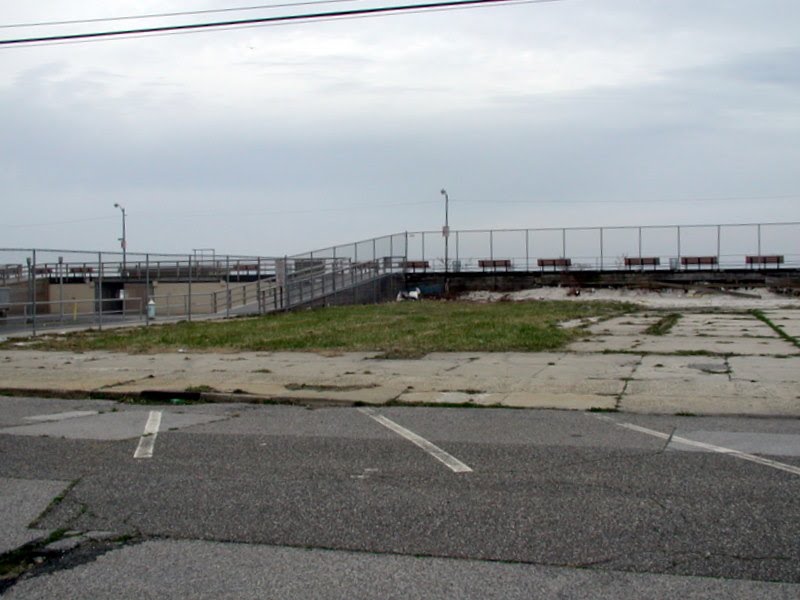 Site of Dirty Dicks- Long Beach Blvd/ Shore Rd., Лонг-Бич