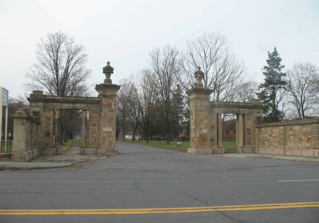 Cemetery Avenue, Menands, Менандс