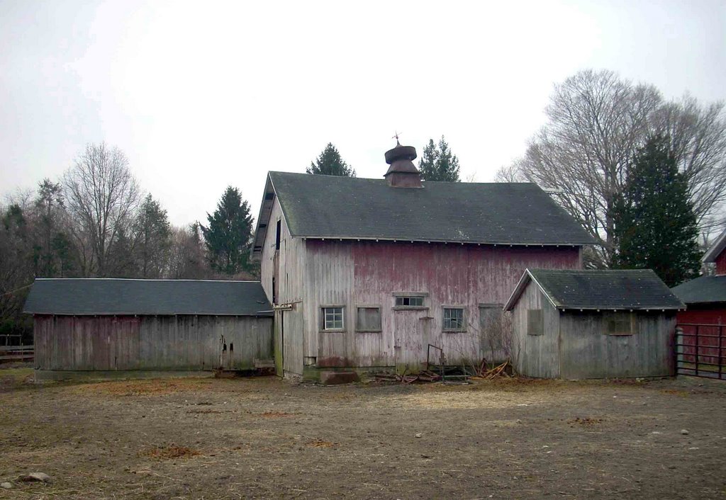 Farmhouse, Миддл-Айденд