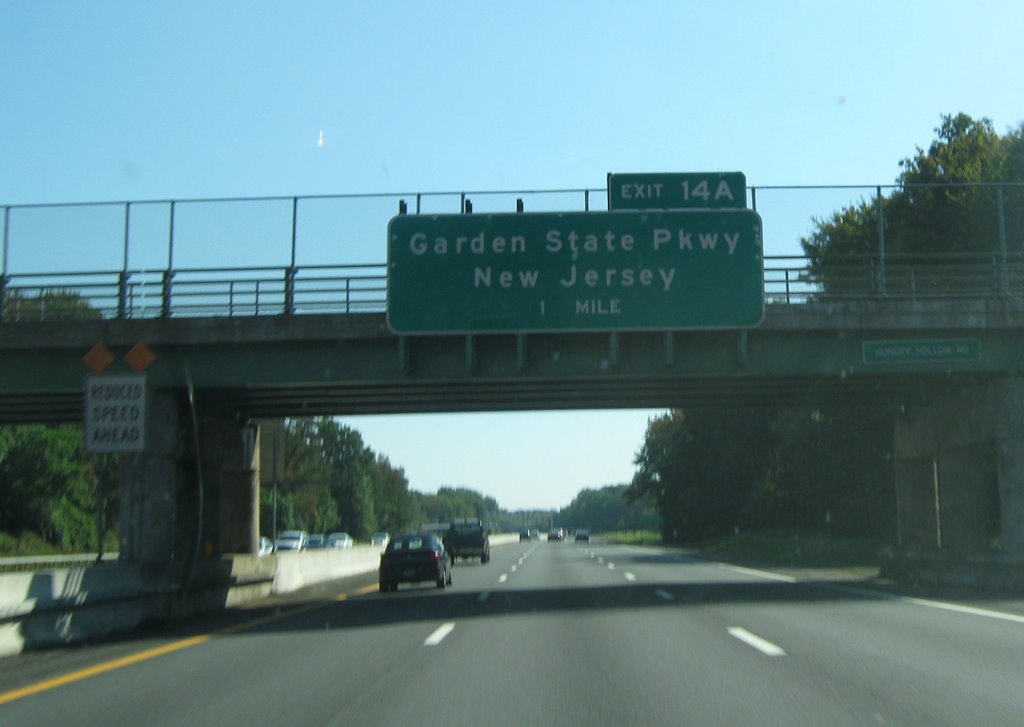 Garden State Pkwy ahead, Монси