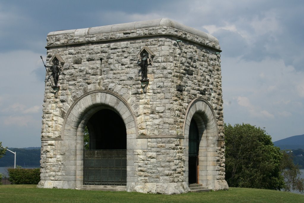 The Tower of Victory, Washingtons Headquarters, Newburg, NY, Ньюбург