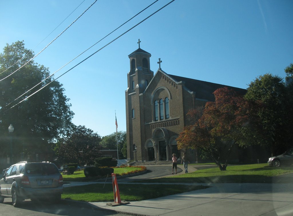 St. Alphonsus Church near Gaylord Street, Оберн