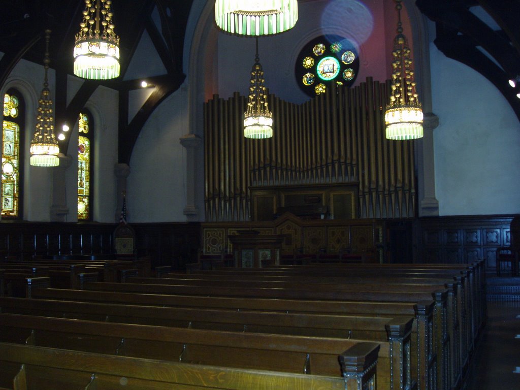 Willard Chapel - toward pulpit, Оберн