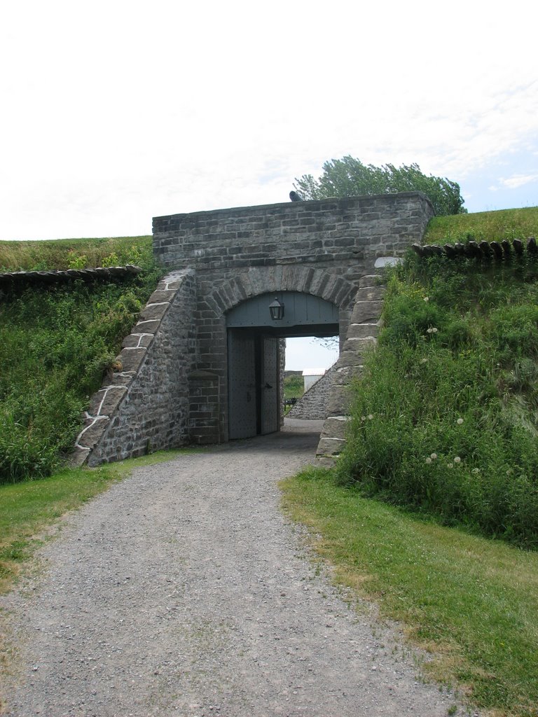 Gate to the Fort, Огденсбург