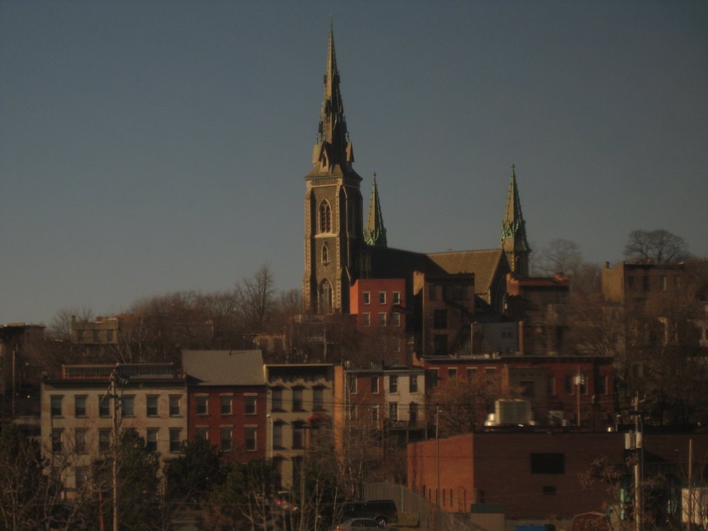 Albany Cathedral from Amtrak, Олбани