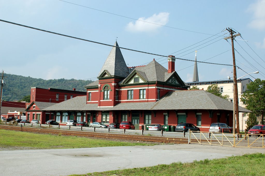 Former Erie Railroad Station at Port Jervis, NY, Порт-Джервис