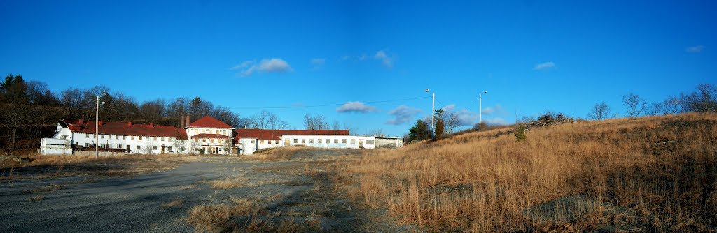 Old factory near point peter, Порт-Джервис