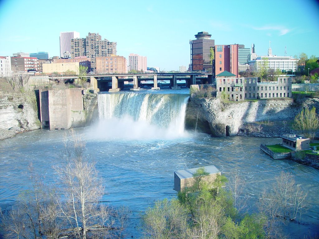high falls & the genesee river, Rochester NY (5-2005), Рочестер
