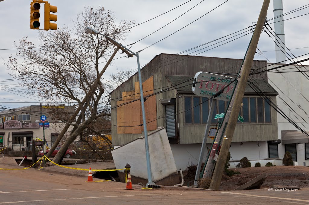 New York. Staten Island. City after Sandy storm., Саут-Бич