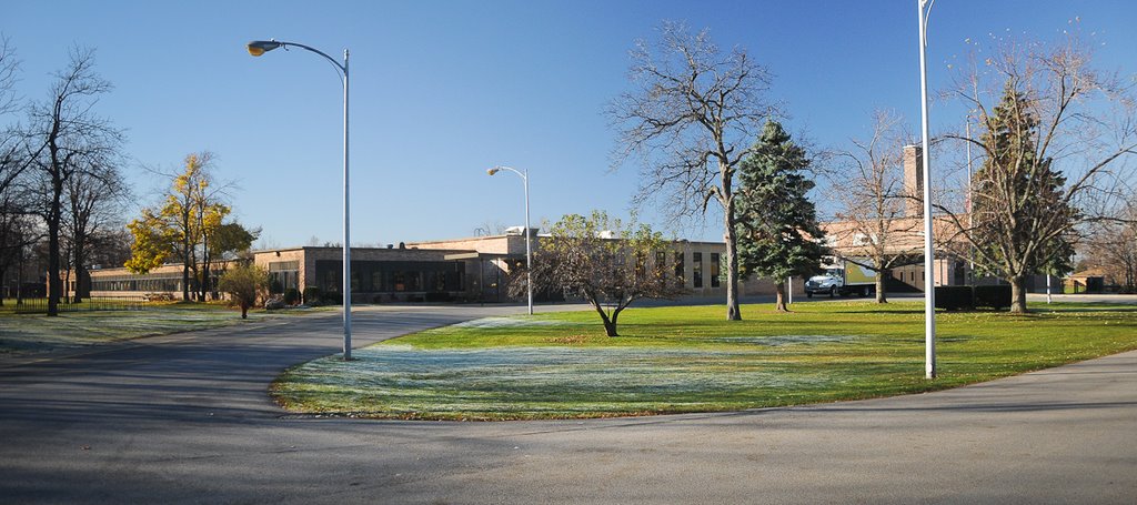Harris Hill Elementary School, Харрис-Хилл