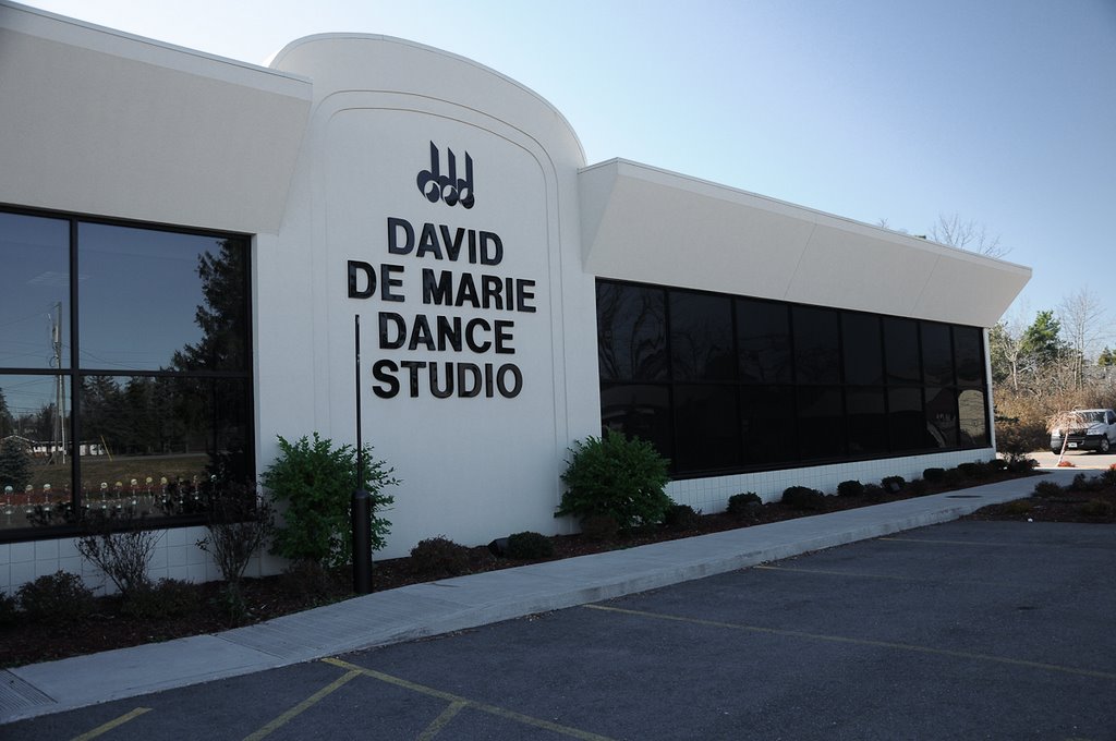 David De Marie Dance Studio, Харрис-Хилл