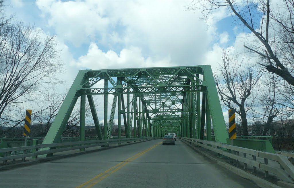 (copyrighted) bridge, Эндикотт