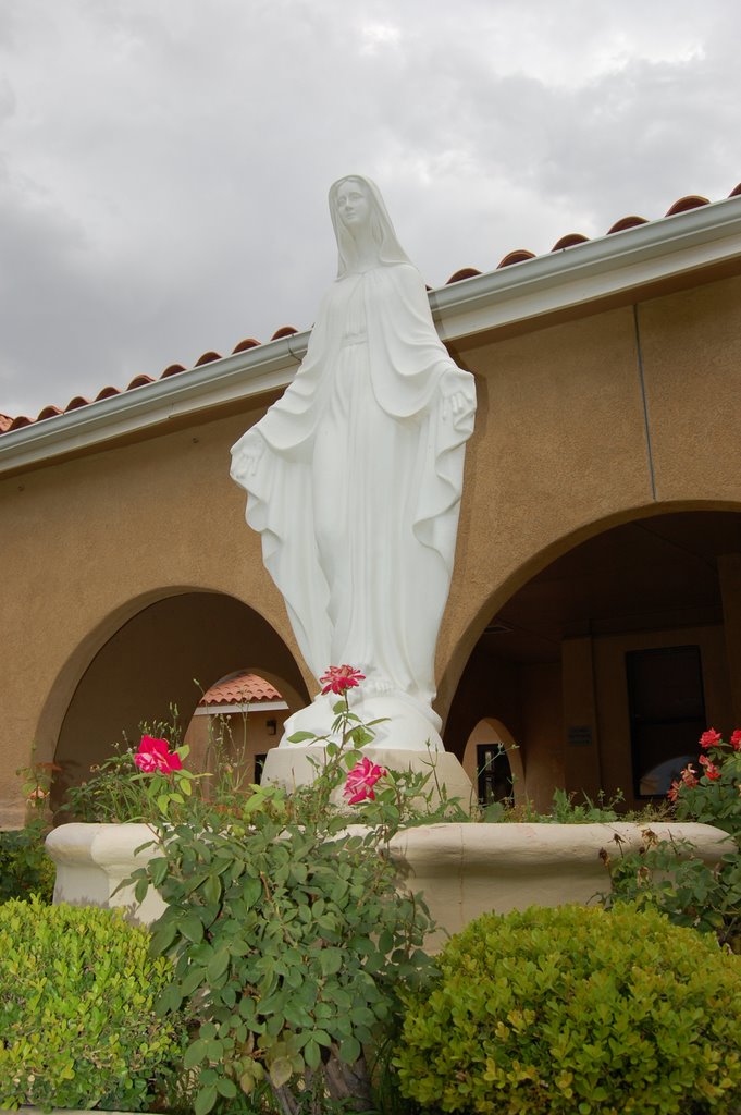 Virgin Mary Statue, Аламогордо