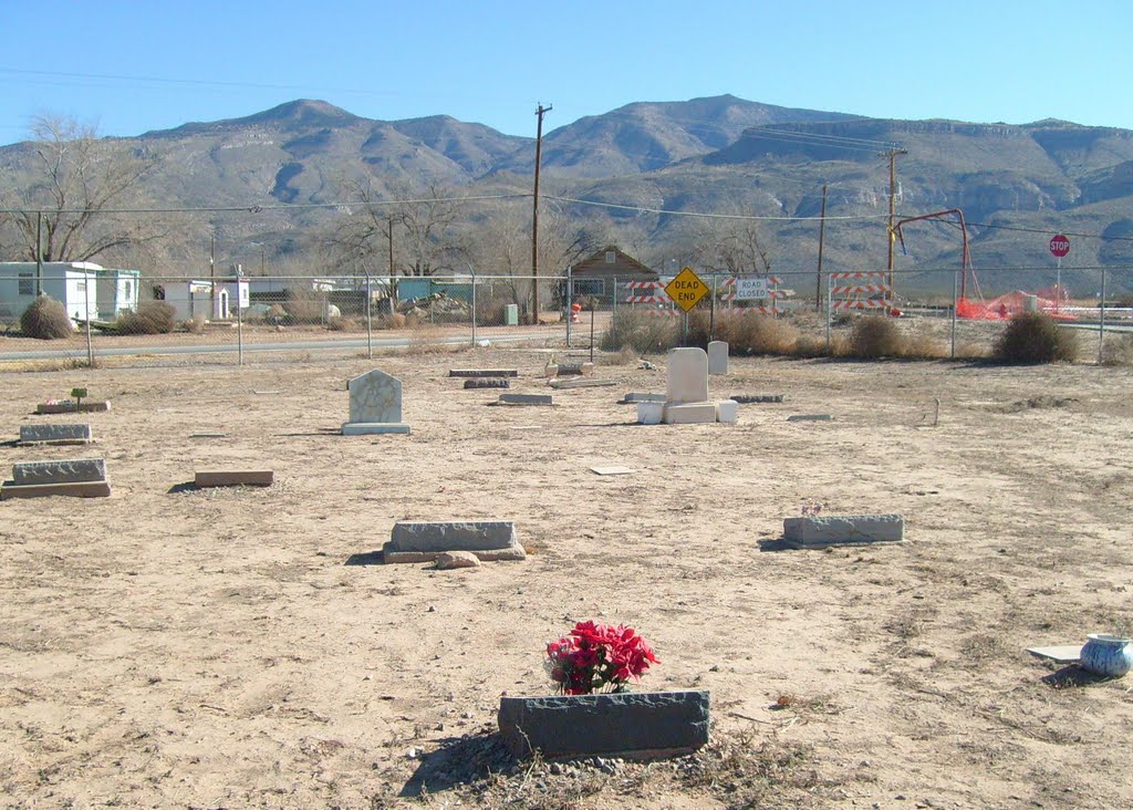 DEAD END in Alamogordo, Аламогордо