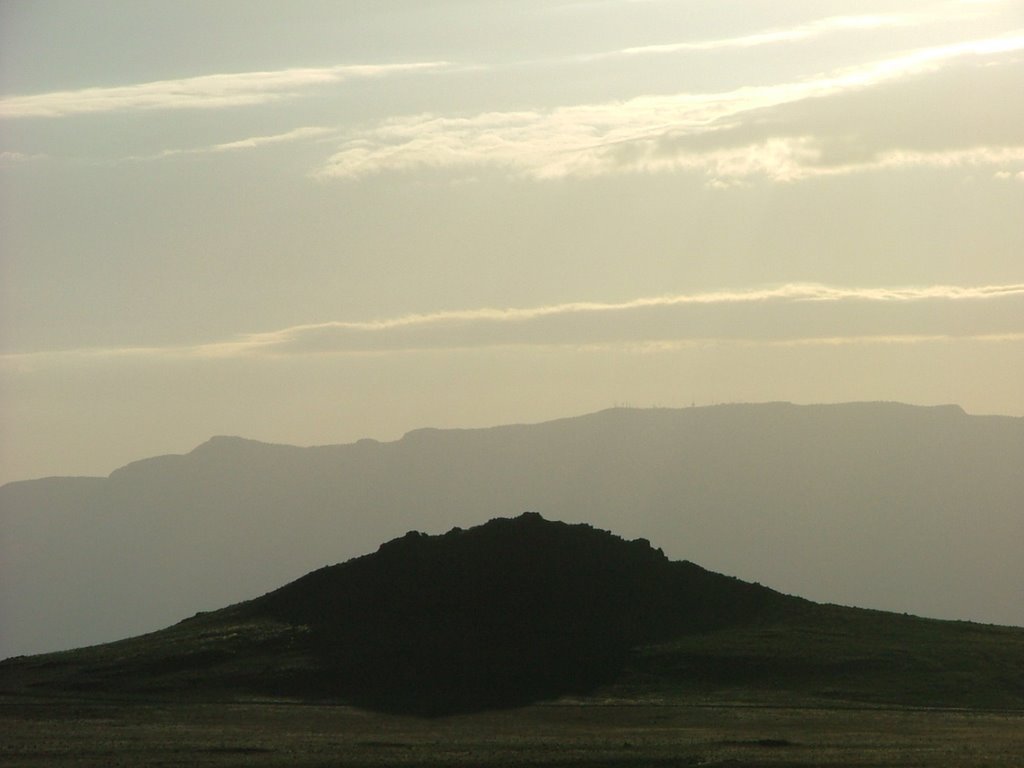 Albuquerque volcano and Sandia Mountains, New Mexico, Антони