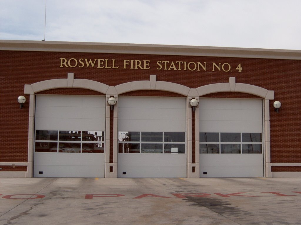 Fire Station #4 - Roswell [175°], Декстер